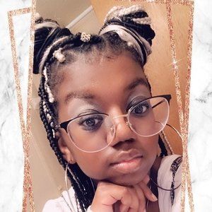 Meet your Posher, Jasmine